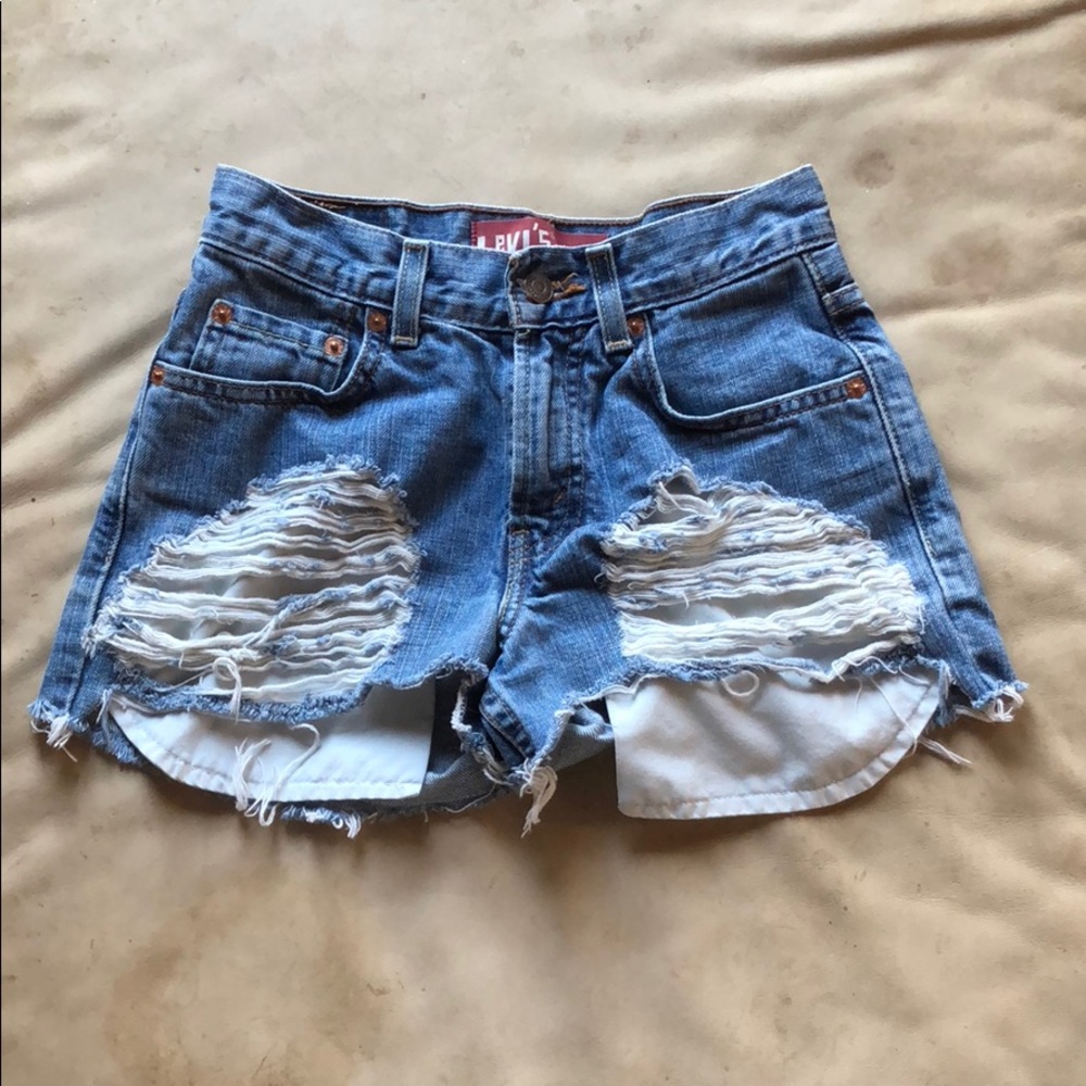 Levi’s 550 relaxed fit High waisted shorts